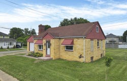 714 E 2nd Street, Logan, OH 43138