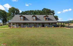 10073 Ferry Lake Road, Oil City, LA 71061