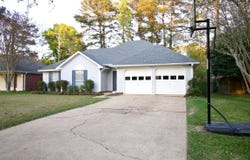 625 Twin Harbor Pl, Madison, MS 39110