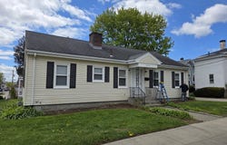 499 Maple St, Fall River, MA 02720