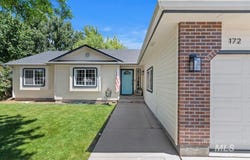172 W Spicewood Dr, Meridian, ID 83646