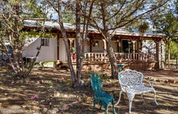 2057 Pinewood Drive, Overgaard, AZ 85933