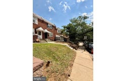 14 CONCORD RD, DARBY, PA 19023