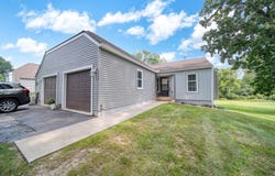 2017 Augusta Drive, Jackson, MI 49201