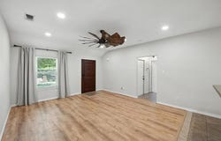 609 N Avenue D, Springtown, TX 76082