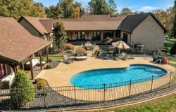 647 Gibbs Store Road, Murray, KY 42071