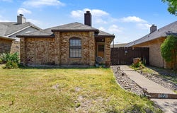 1024 Old Barn Lane, Mesquite, TX 75149