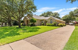 1301 WESTERN RIDGE Drive, Waco, TX 76712
