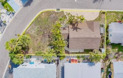 18198 3RD STREET E, REDINGTON SHORES, FL 33708