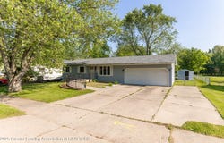1415 Pierce Road, Lansing, MI 48910
