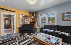 250 N JOHNSON ST, Prairie City, OR 97869