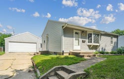 1269 Scott Avenue, Waterloo, IA 50701