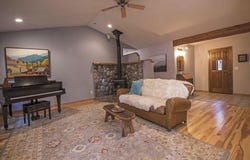 711 E Tyee Drive, Sisters, OR 97759