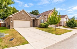 11127 Red Oak Turn, Helotes, TX 78023