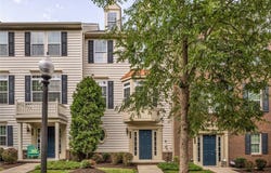 128 Lewisham Rd, Cranberry Twp, PA 16066