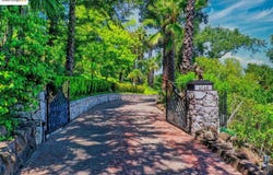 4146 Canyon Rd, Lafayette, CA 94549