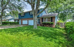 134-136 Brookfield Street, Louisville, OH 44641