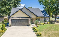 1341 HAMPSHIRE CIRCLE, Mountain Home, AR 72653