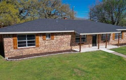 1210 Miller Street, Bowie, TX 76230