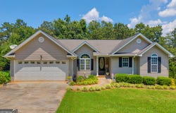 34 Gooseway, Eastanollee, GA 30538