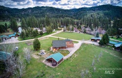 3 Boone Rd, Garden Valley, ID 83622