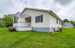 1206 Sam Den Circle, Cameron, MO 64429