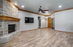 2811 Willow Ridge Circle, Granbury, TX 76049