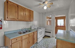 529 CHESTNUT STREET, WEST READING, PA 19611