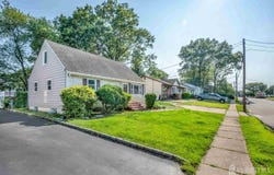 58 Rose Street, Edison, NJ 08817