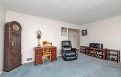 6 Elwood Avenue, Hicksville, NY 11801