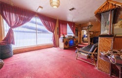 5582 Atlantic Avenue, Long Beach, CA 90805
