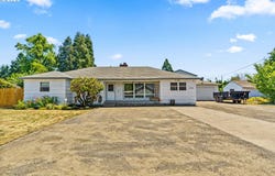 1792 HAYDEN BRIDGE RD, Springfield, OR 97477