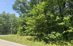 Cedar Hedge Tr, Interlochen, MI 49643