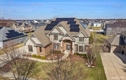 3680 Broadleaf Avenue, Elgin, IL 60124