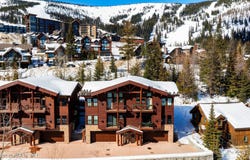 50 Olaf Ct, Sandpoint, ID 83864