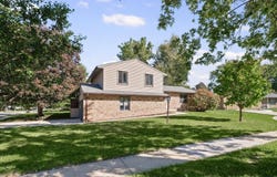 2006 Clover Court E, Champaign, IL 61821