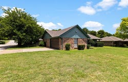 401 Nita Court, Crowley, TX 76036