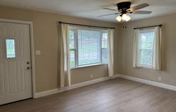 353 Lincoln AVE, Marshall, MO 65340