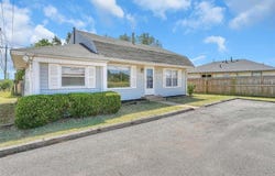 1106 N Indiana Street, Weatherford, OK 73096