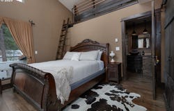 206 S LAKEWOOD RD, Tygh Valley, OR 97063