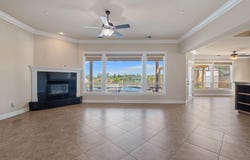 372 Stinson Loop, Redding, CA 96003
