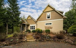 7001 E Chattaroy Rd, Chattaroy, WA 99003