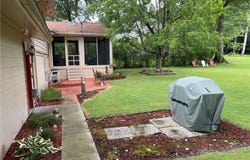 1453 melbourne Drive, Girard, OH 44420