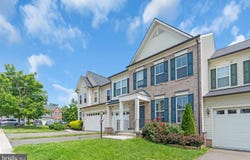 9303 ANGEL FALLS ST, BRISTOW, VA 20136