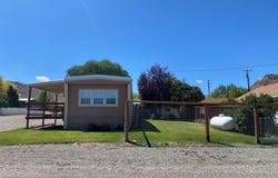 120 E Valley Avenue, Challis, ID 83226