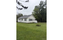 47 Grand Avenue, L'Anse, MI 49946