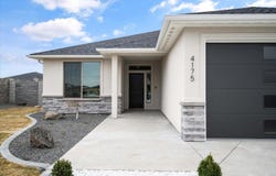 4175 Clover, Richland, WA 99352