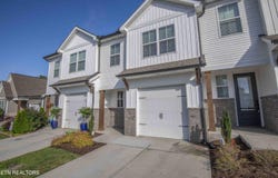 195 Harper Village Way, Lenoir City, TN 37771