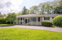 40 Shaw Avenue, Rockland, ME 04841