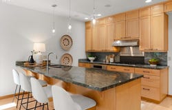 2523 NW UPSHUR ST, Portland, OR 97210